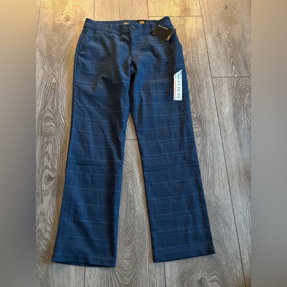 Lee wrinkle free Navy Trousers
